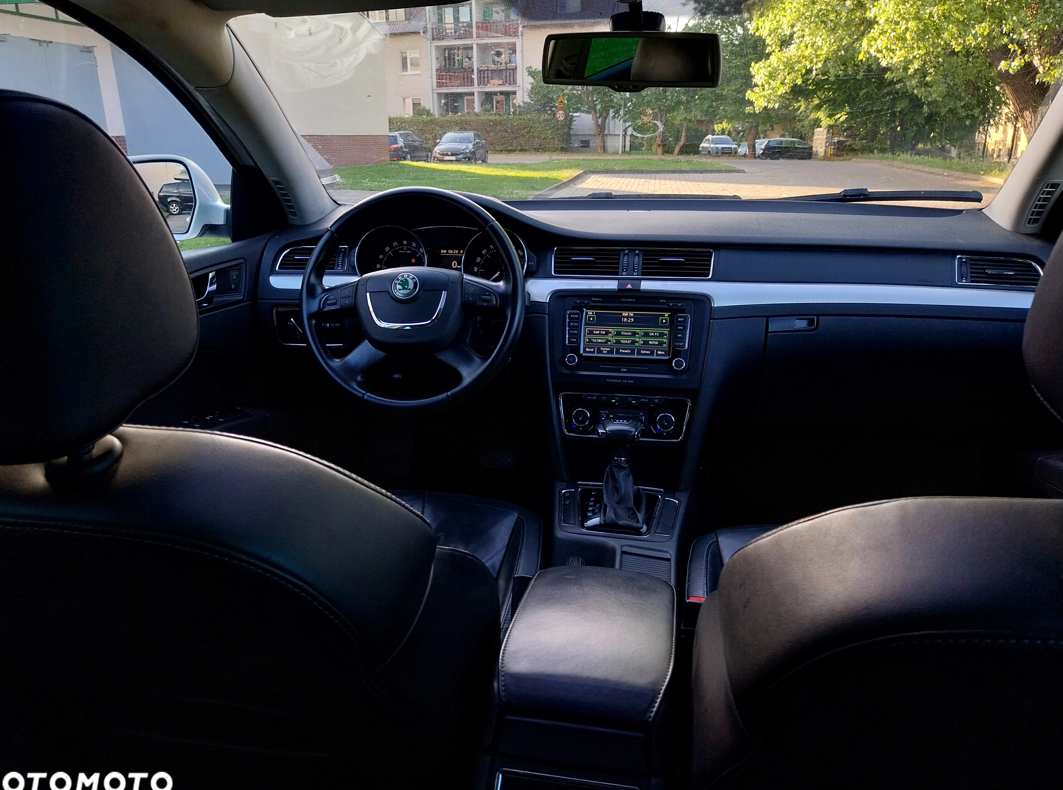 Skoda Superb cena 32700 przebieg: 257431, rok produkcji 2011 z Orneta małe 22